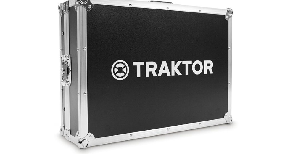 NI Traktor Kontrol Flight Case